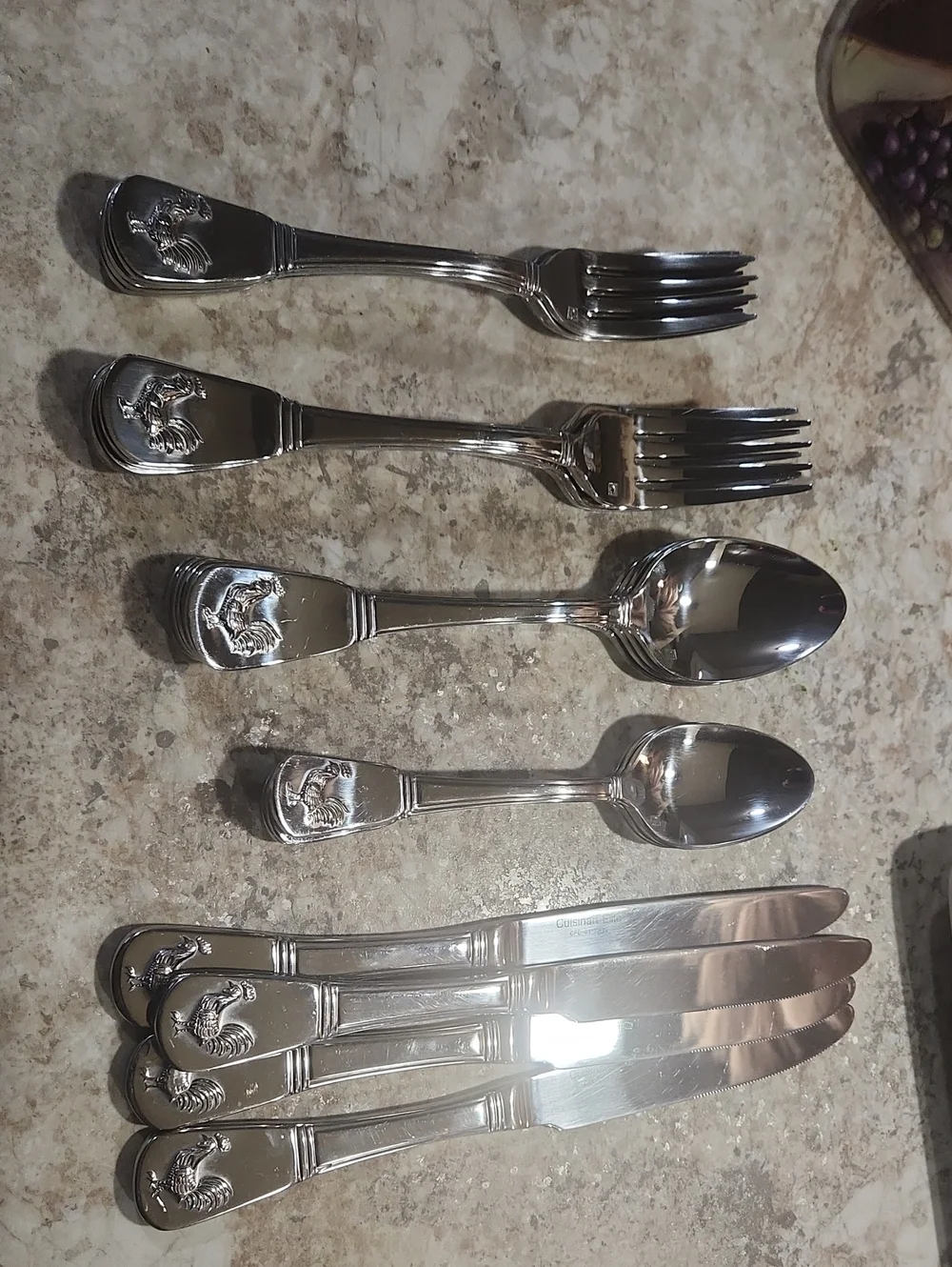 Cuisinart Elite Silver Rooster Emblem Stainless Flatware. 20 Piece Set
